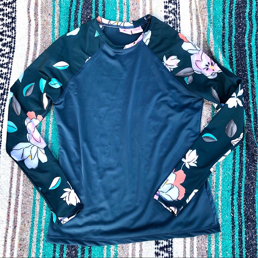 Kanu Surf Women's Floral Rash Guard - Navy and Pink